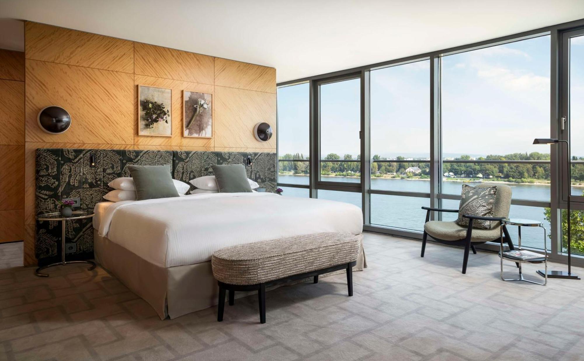 Hyatt Regency 5*